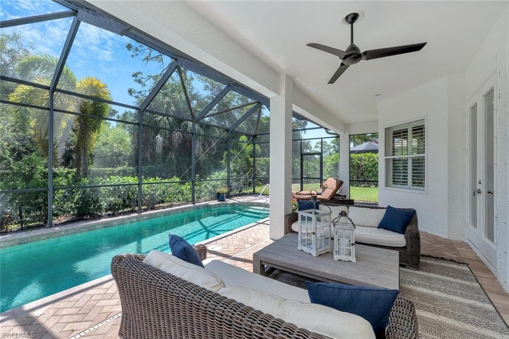 339 Saddlebrook Ln SE, Naples, FL 34110-19