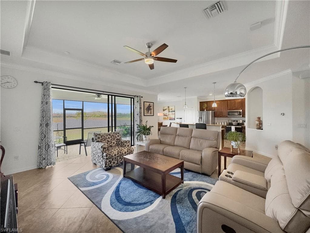14490 Mindello Dr, Fort Myers, FL 33905-8