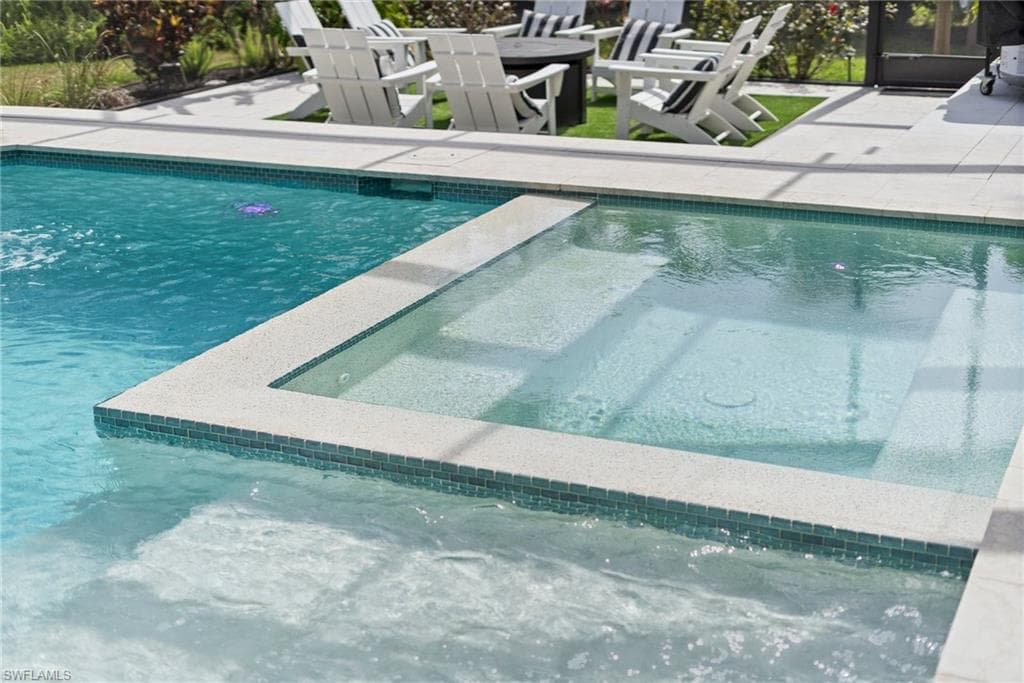 13711 Hickory Run Ln, Fort Myers, FL 33912-35