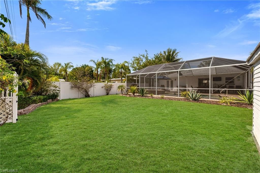 34 4th St, Bonita Springs, FL 34134-16