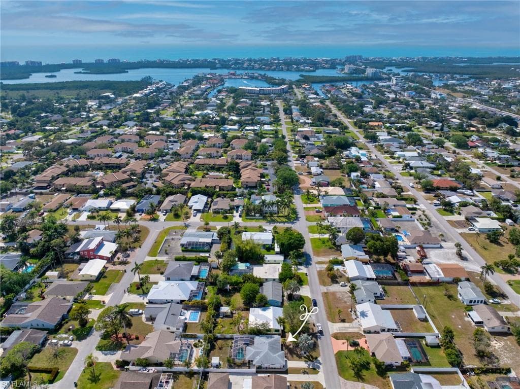 34 4th St, Bonita Springs, FL 34134-20