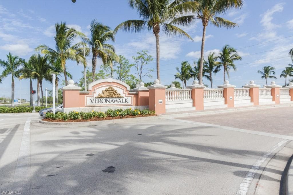 7811 Ionio Ct, Naples, FL 34114-29