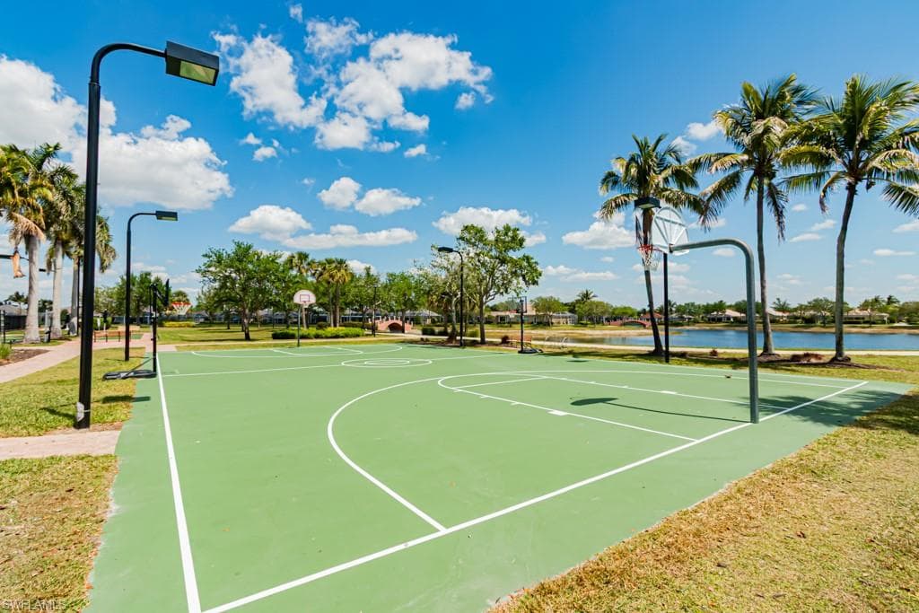 7811 Ionio Ct, Naples, FL 34114-34