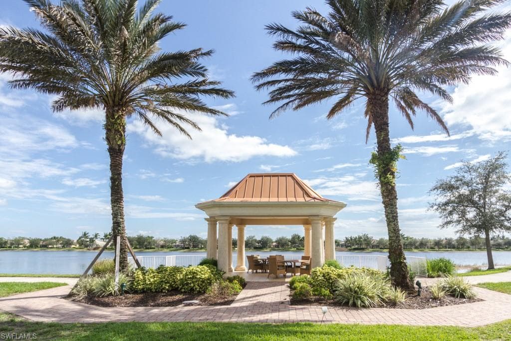 7811 Ionio Ct, Naples, FL 34114-42