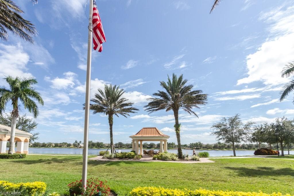 7811 Ionio Ct, Naples, FL 34114-43