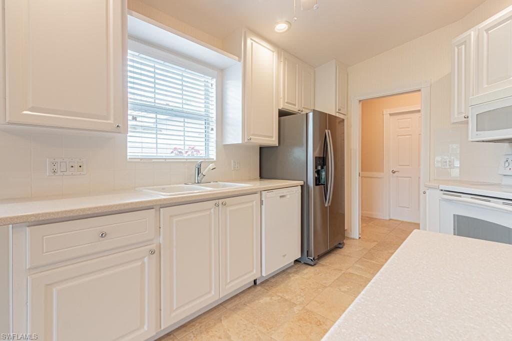7811 Ionio Ct, Naples, FL 34114-4