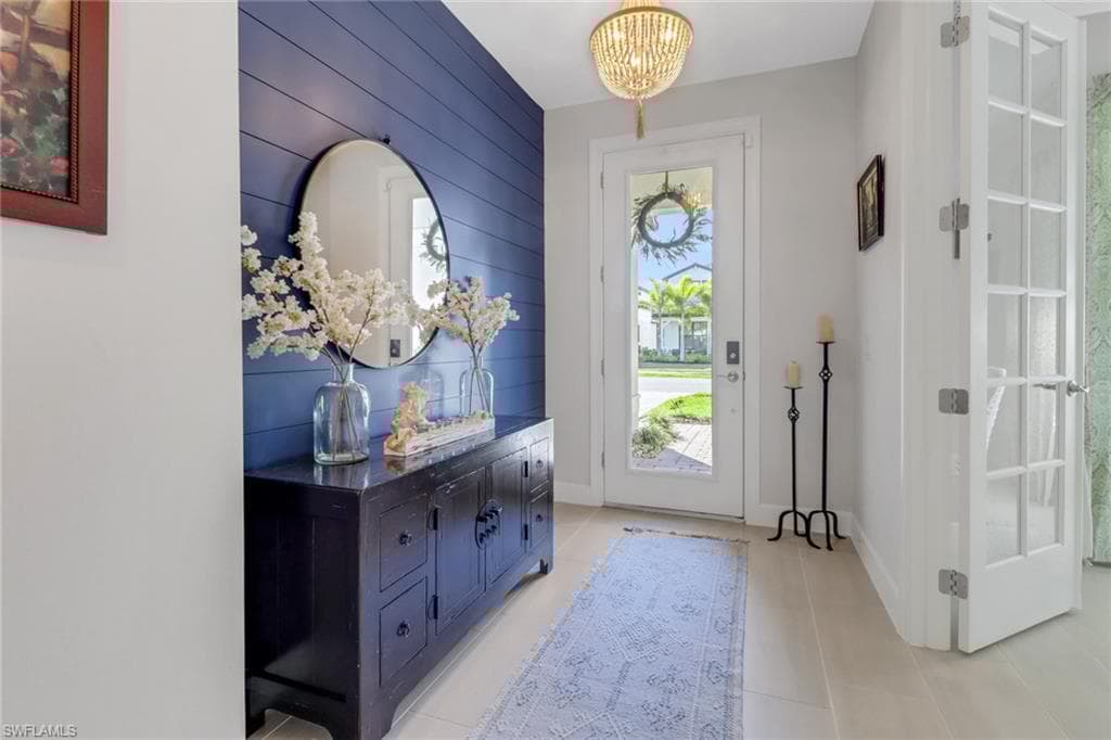 10415 Ventana Ln, Naples, FL 34120-5