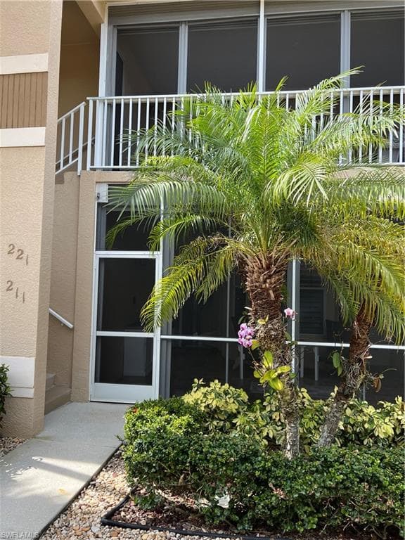 8605 Naples Heritage Dr 2, Naples, FL 34112-2