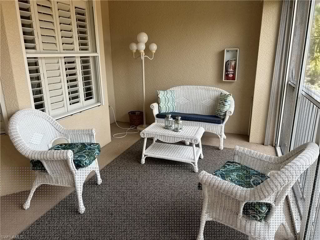 8605 Naples Heritage Dr 2, Naples, FL 34112-4