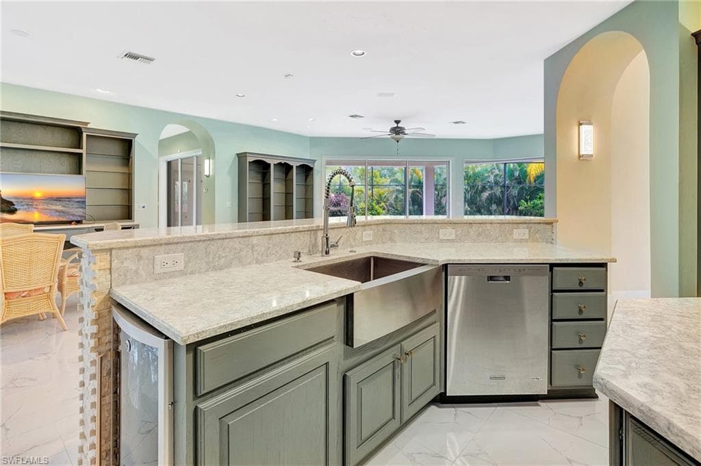 27231 Lakeway Ct, Bonita Springs, FL 34134-29