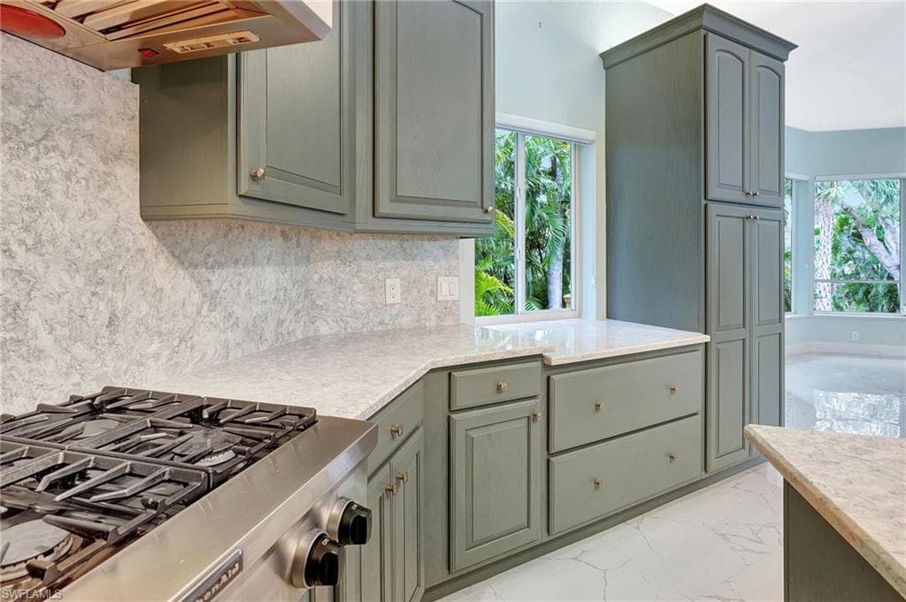 27231 Lakeway Ct, Bonita Springs, FL 34134-30