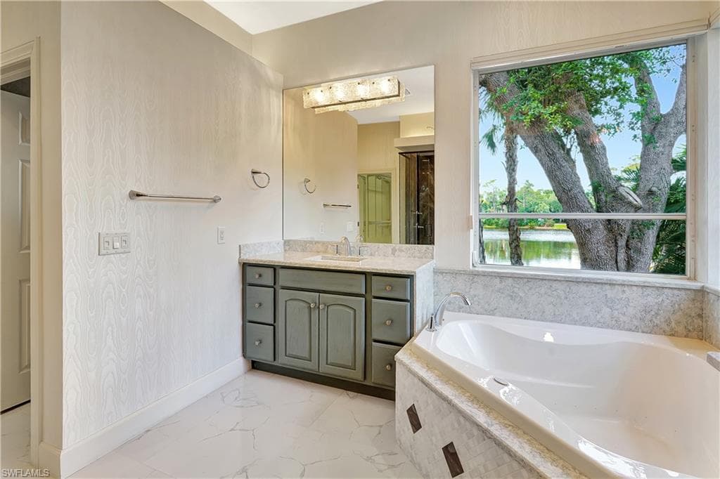 27231 Lakeway Ct, Bonita Springs, FL 34134-43