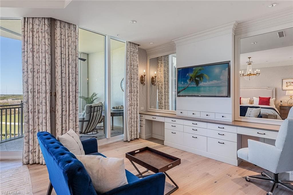 13675 Vanderbilt Dr 1107, Naples, FL 34110-18