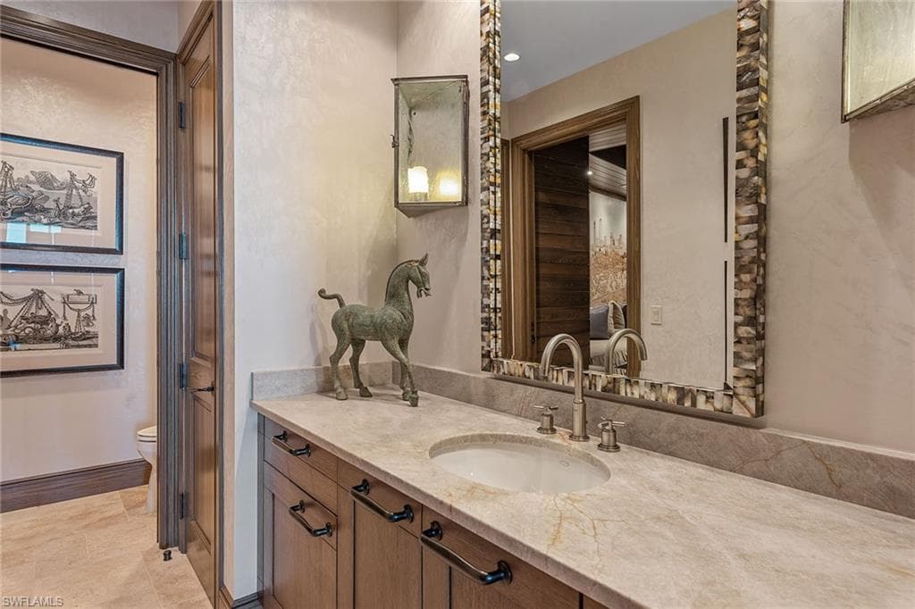 13675 Vanderbilt Dr 1107, Naples, FL 34110-29