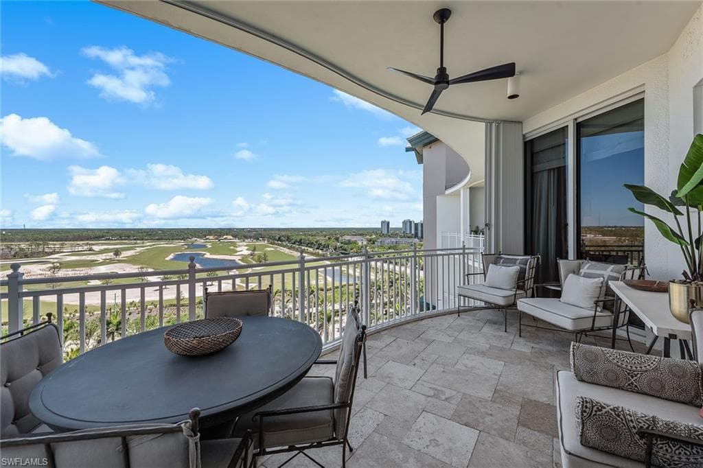 13675 Vanderbilt Dr 1107, Naples, FL 34110-34