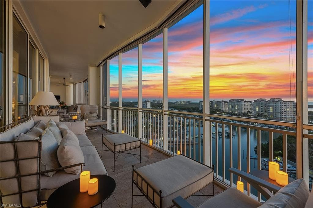 13675 Vanderbilt Dr 1107, Naples, FL 34110-38