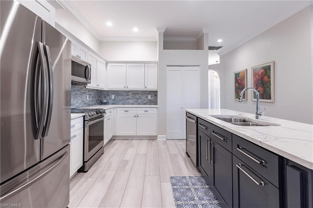14577 Juniper Point Ln, Naples, FL 34110-4