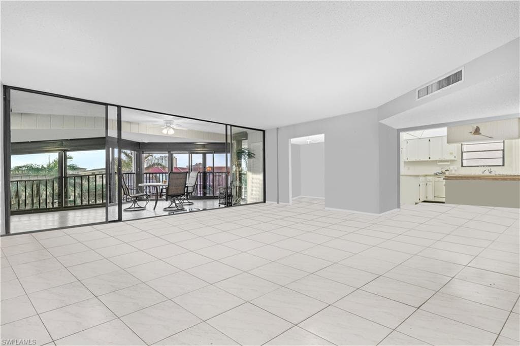 845 Collier Ct 503, Marco Island, FL 34145-17