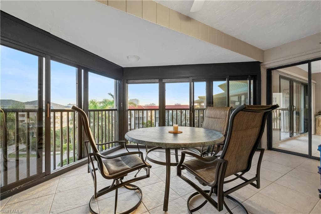 845 Collier Ct 503, Marco Island, FL 34145-19