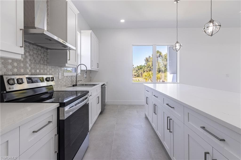 3533 22nd Ave SE, Naples, FL 34117-17
