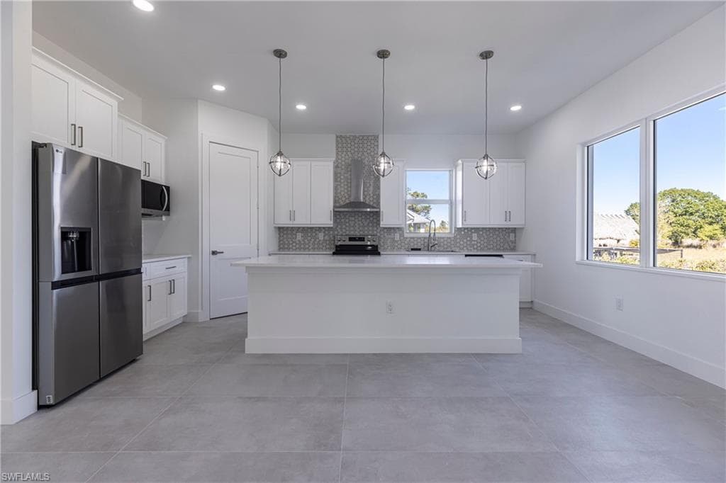 3533 22nd Ave SE, Naples, FL 34117-19