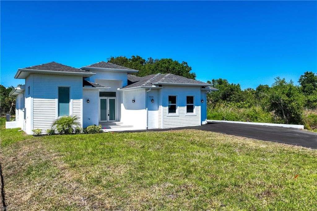 3533 22nd Ave SE, Naples, FL 34117-3