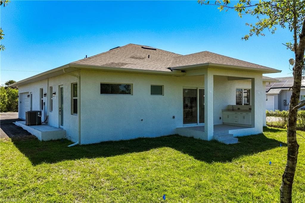 3533 22nd Ave SE, Naples, FL 34117-46