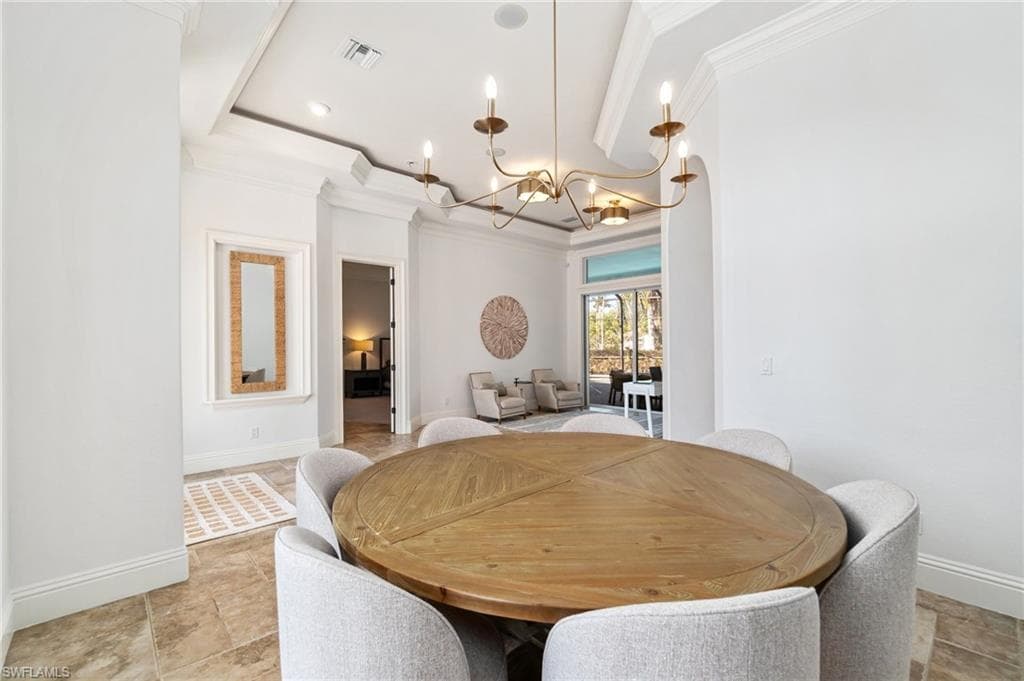 4785 Kittiwake Ct, Naples, FL 34119-12