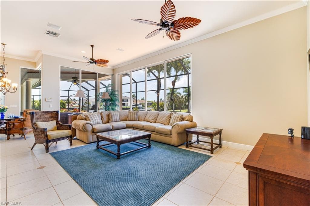 951 Beaver Ct, Marco Island, FL 34145-16