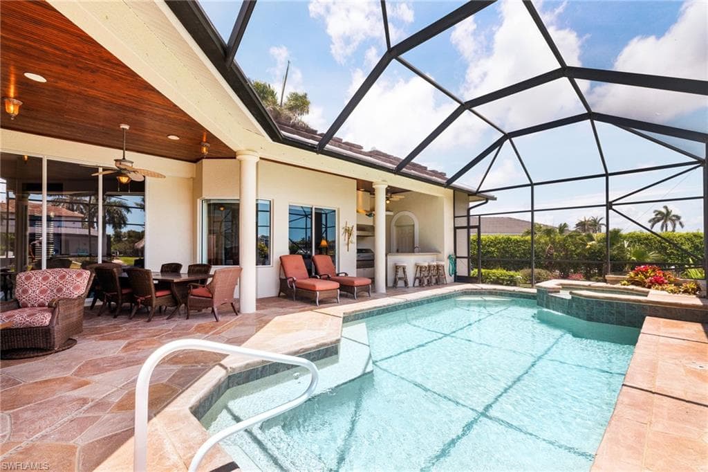 951 Beaver Ct, Marco Island, FL 34145-39