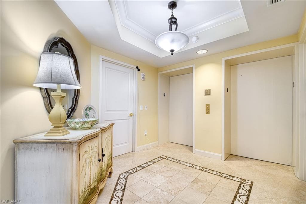6597 Nicholas Blvd 1902, Naples, FL 34108-4
