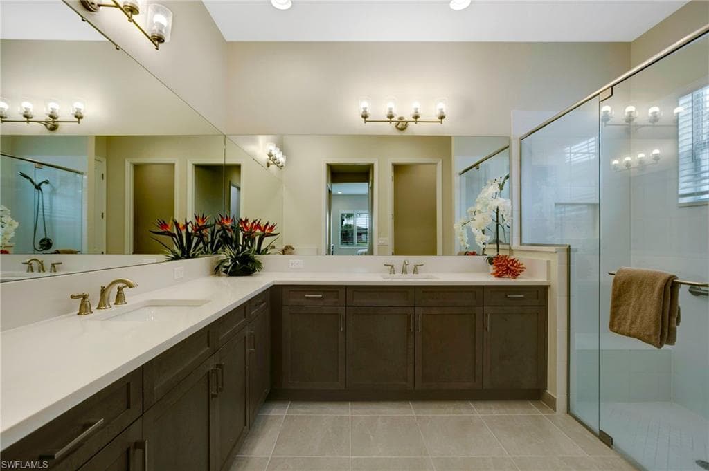 11543 Jacaranda Dr, Naples, FL 34120-18
