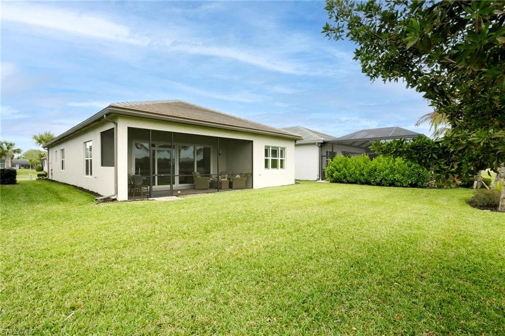 11543 Jacaranda Dr, Naples, FL 34120-36