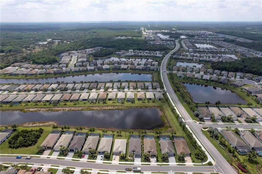 11543 Jacaranda Dr, Naples, FL 34120-38