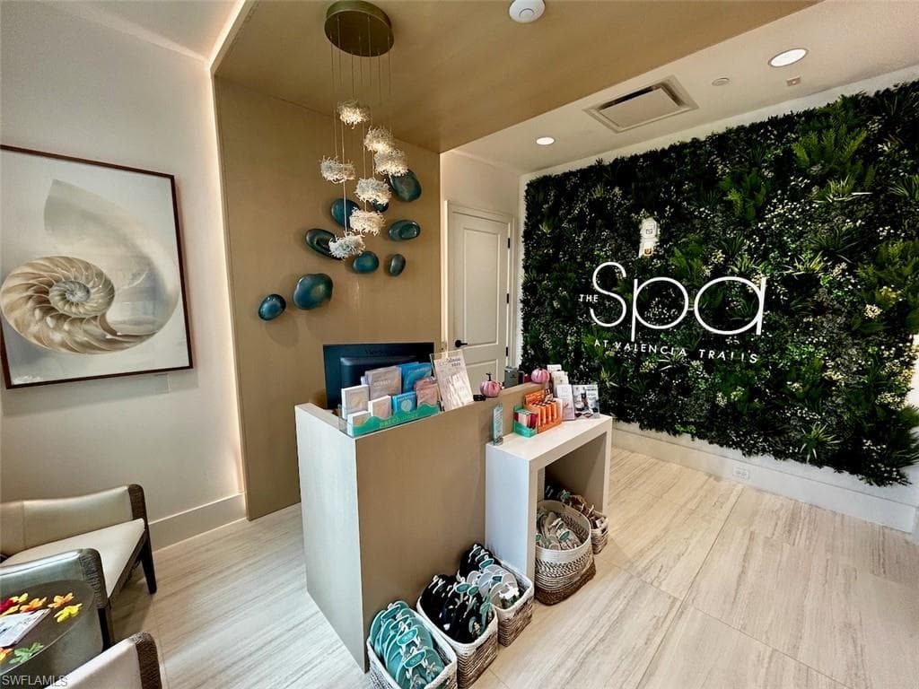 11543 Jacaranda Dr, Naples, FL 34120-49