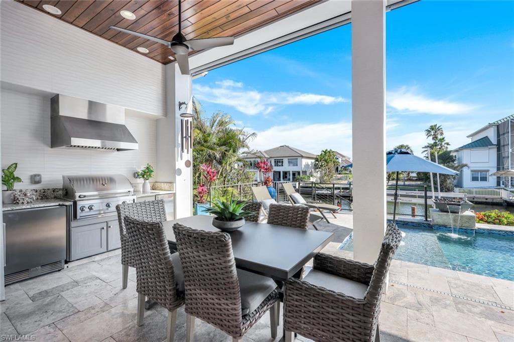 342 Trade Winds Ave, Naples, FL 34108-44