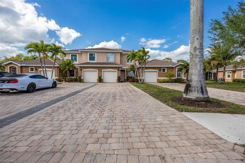 14120 Winchester Ct 1403, Naples, FL 34114-4