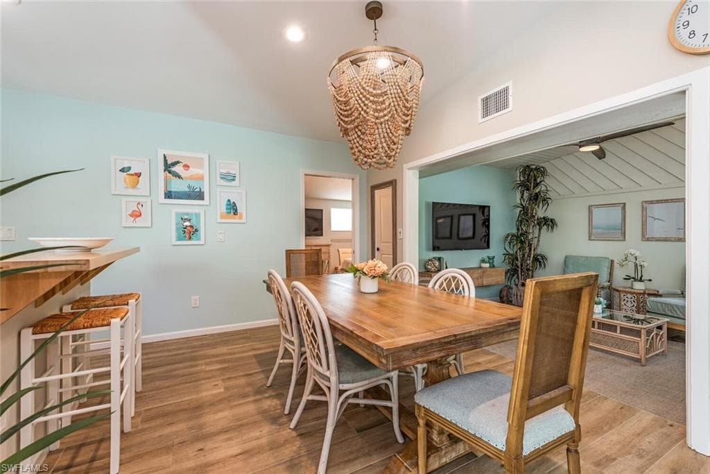 1971 Holiday Ln, Naples, FL 34104-8