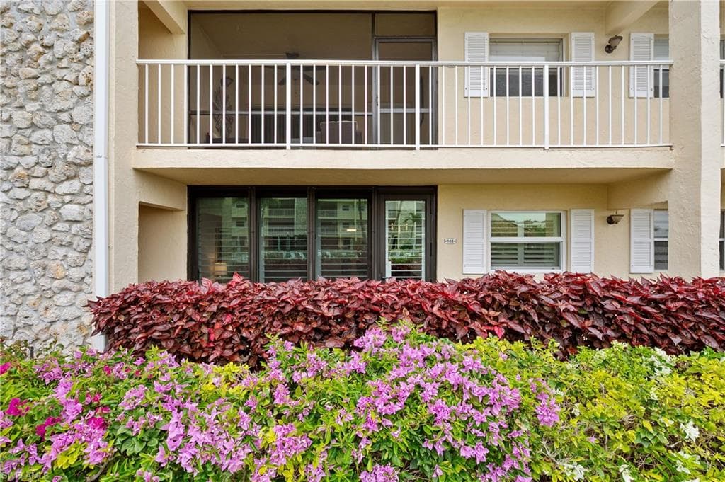3000 Gulf Shore Blvd N 103, Naples, FL 34103-32