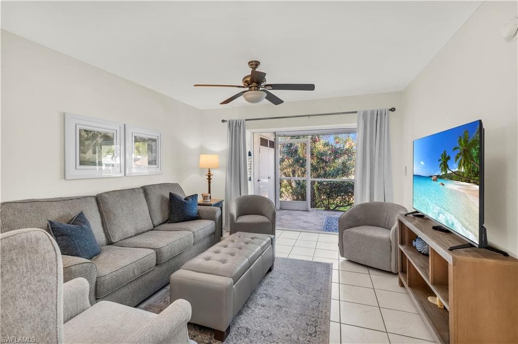 661 Elkcam Cir 911, Marco Island, FL 34145-10