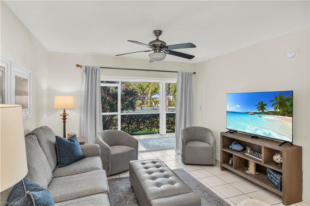 661 Elkcam Cir 911, Marco Island, FL 34145-11