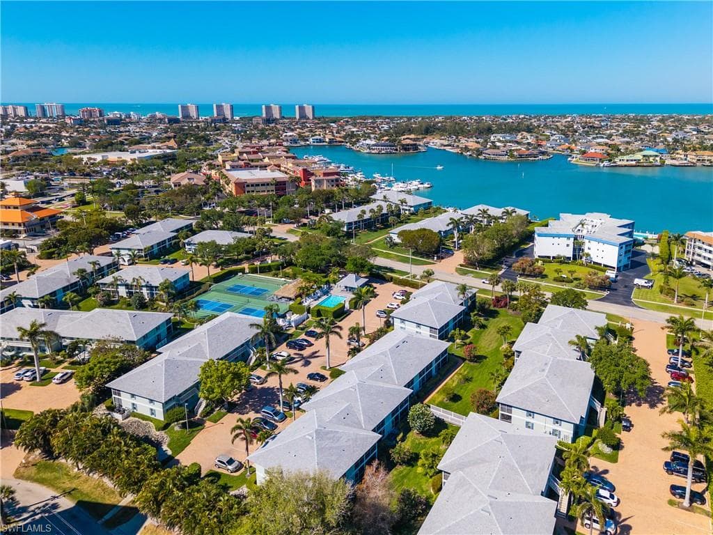 661 Elkcam Cir 911, Marco Island, FL 34145-23