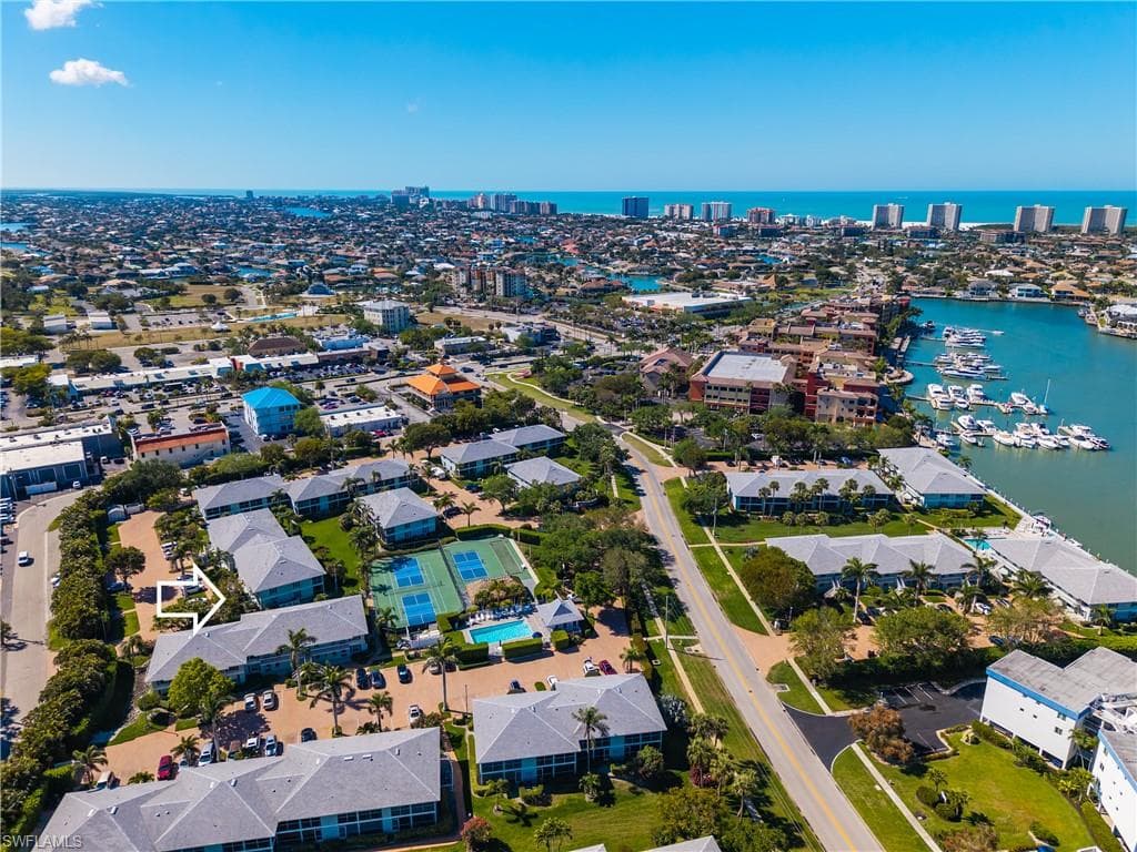 661 Elkcam Cir 911, Marco Island, FL 34145-24
