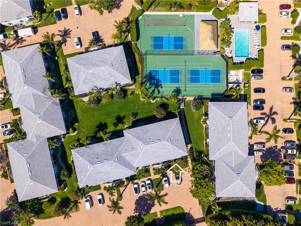 661 Elkcam Cir 911, Marco Island, FL 34145-26