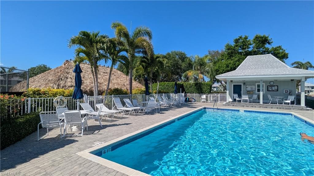 661 Elkcam Cir 911, Marco Island, FL 34145-30