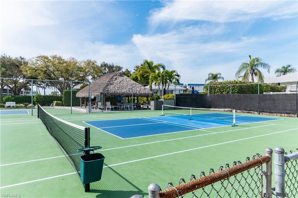 661 Elkcam Cir 911, Marco Island, FL 34145-34