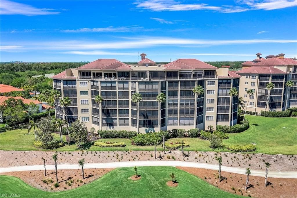 560 El Camino Real 1202, Naples, FL 34119-25