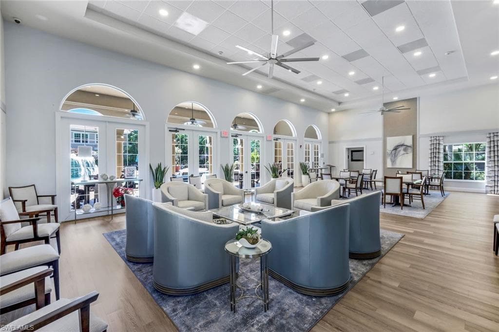 560 El Camino Real 1202, Naples, FL 34119-33