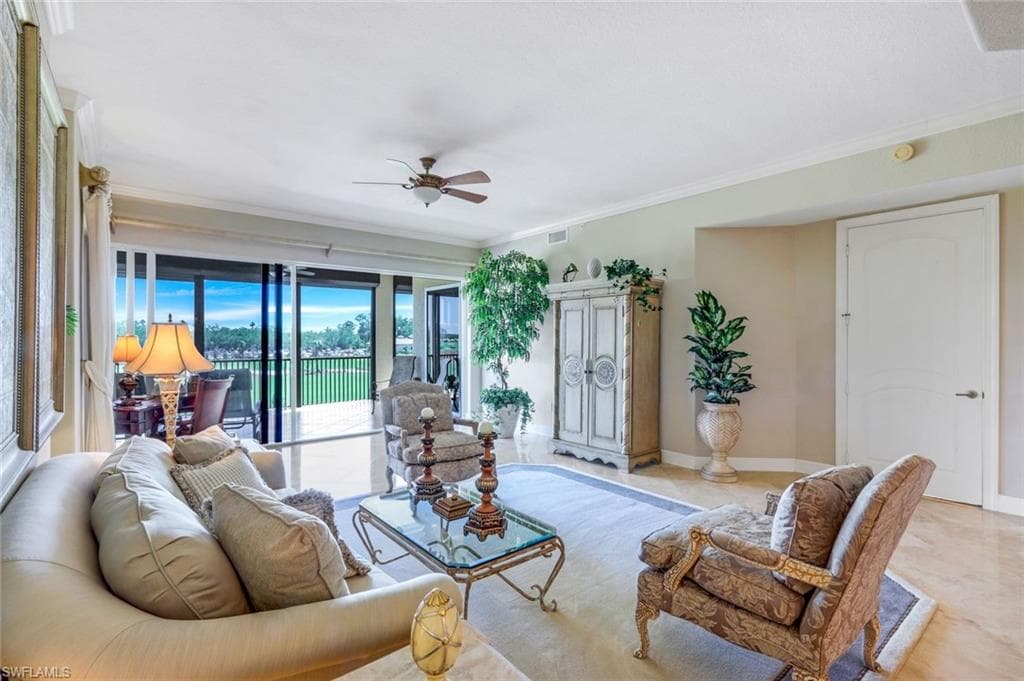 560 El Camino Real 1202, Naples, FL 34119-3