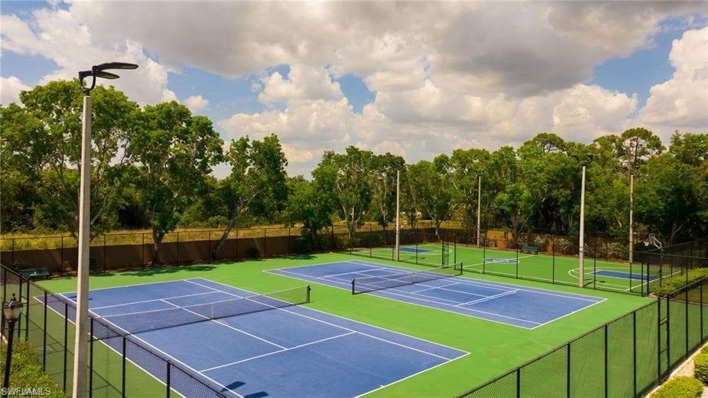 15831 Hampton View Ct, Fort Myers, FL 33908-6